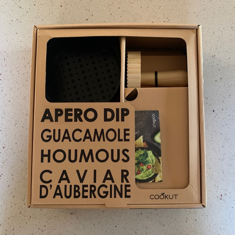 New In Box Cookut Guacamole Kit